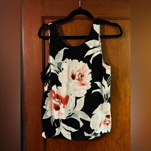 Dynamite Floral Top